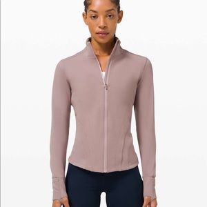 NWT Lululemon Flash Forward sz4 Violet Verbena